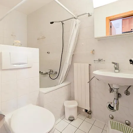 Apartament Vue Imprenable, Terrasse & Acces Bains *